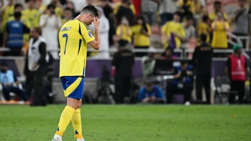 لماذا يتحدث رونالدو مع نفسه أمام الكاميرات؟.. مختص يكشف السر لـ«عكاظ»!