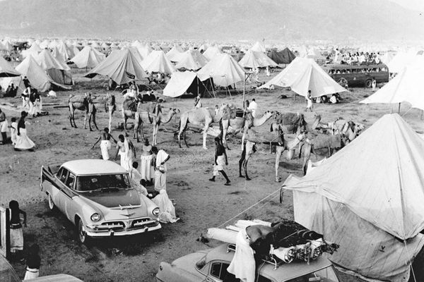 الحج في مرايا الأدب والتاريخ
