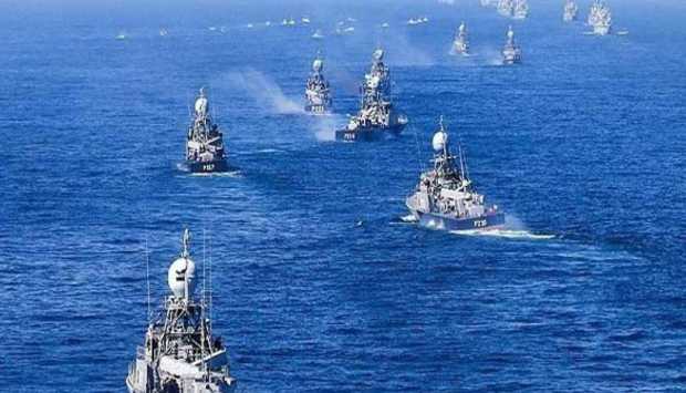 إعلام طهران: مناورات بحرية روسية إيرانية غدا ببحر عمان وشمال المحيط الهندي