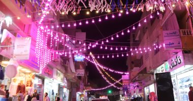 شوارع مدينة العريش تتزين لاستقبال شهر رمضان