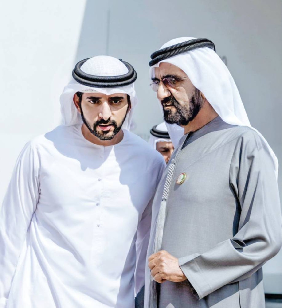 بمكرمة من محمد بن راشد.. حمدان بن محمد يأمر بإعفاء 316 مواطناً من سداد القروض الإسكانية