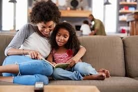 لماذا يعجز الأطفال الأذكياء اجتماعيا عن القراءة؟.. أخصائية تربية خاصة تجيب
