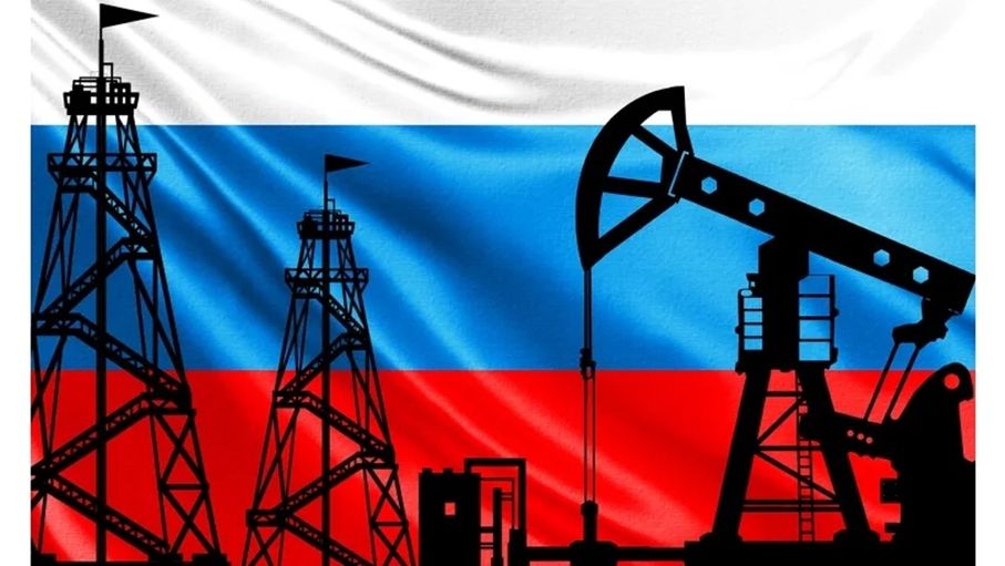 تراجع إنتاج النفط الروسي في 2026
