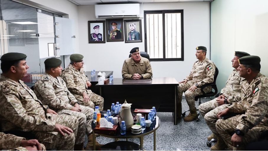 الحنيطي يفتتح سوق العيص التجاري في محافظة الطفيلة