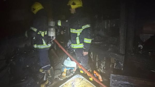 دون وقوع أى إصابات.. إخماد حريق يلتهم فيلا في النزهة