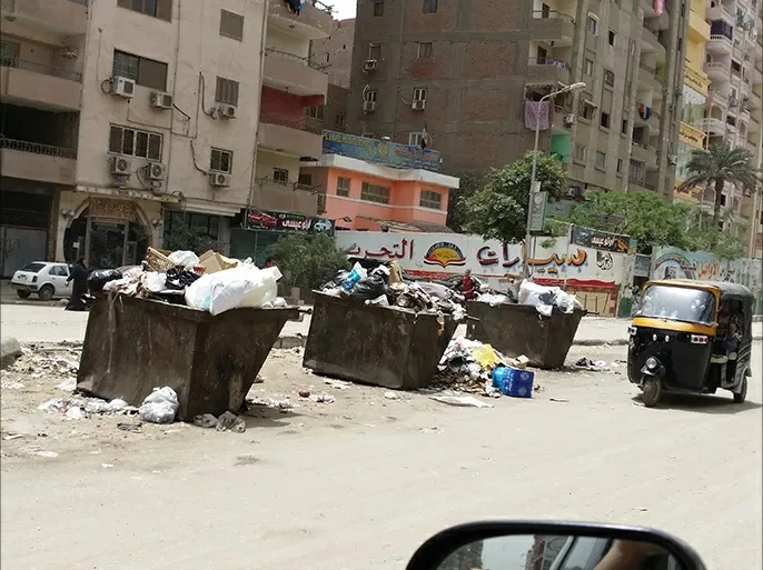 جريمة «سلة القمامة».. حلاق مصري يقتل طفلاً بسبب «تبول لا إرادي» والكاميرا تفضح المستور