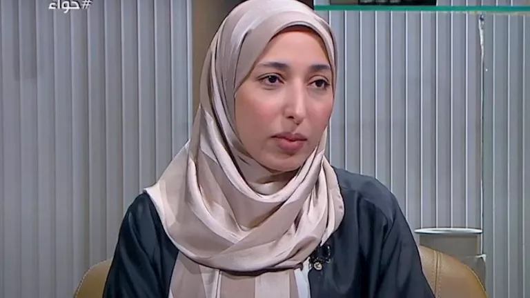 دار الإفتاء توضح ضوابط لباس المرأة بين الاحتشام والجمال