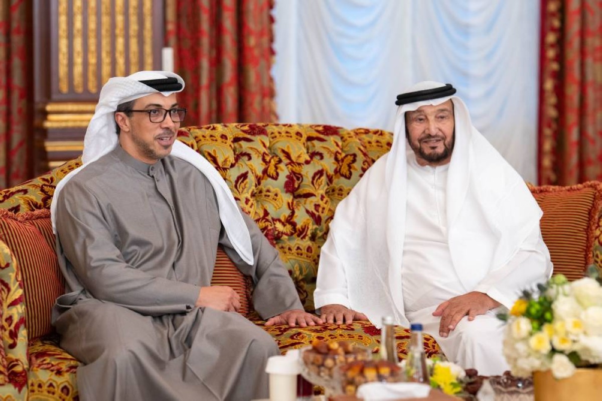منصور بن زايد يحضر مأدبة إفطار أقامها محمد بن بطي آل حامد