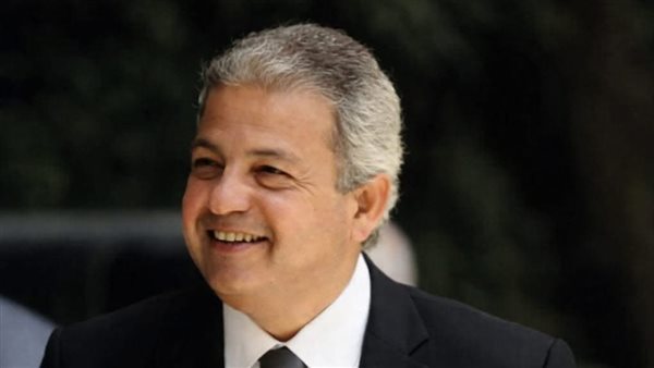 خالد عبد العزيز يبحث تشفير الدوري ورفع أسعار تذاكر المباريات