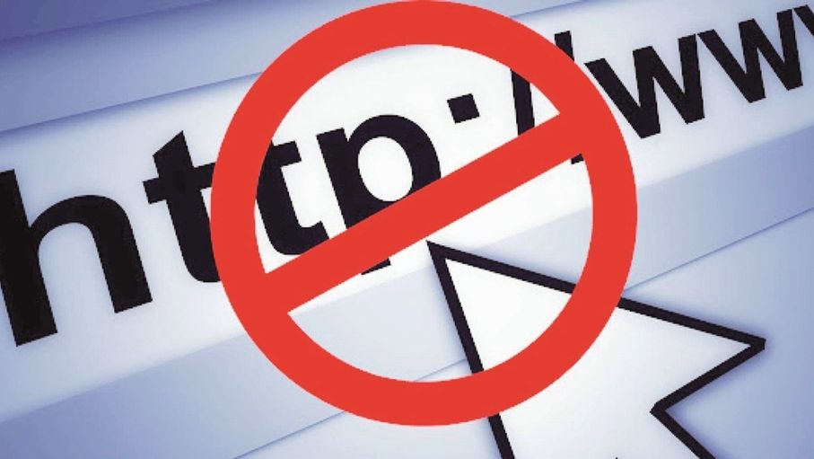 تنظيم الفضاء الرقمي..دعوات لدعم قرارات الحكومة بالتوعية الأسرية