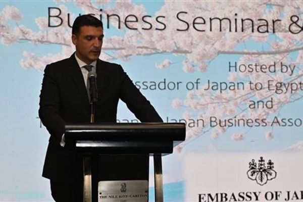 وزير الصناعة يستعرض مجالات التعاون والفرص الاستثمارية المتاحة بين مصر واليابان