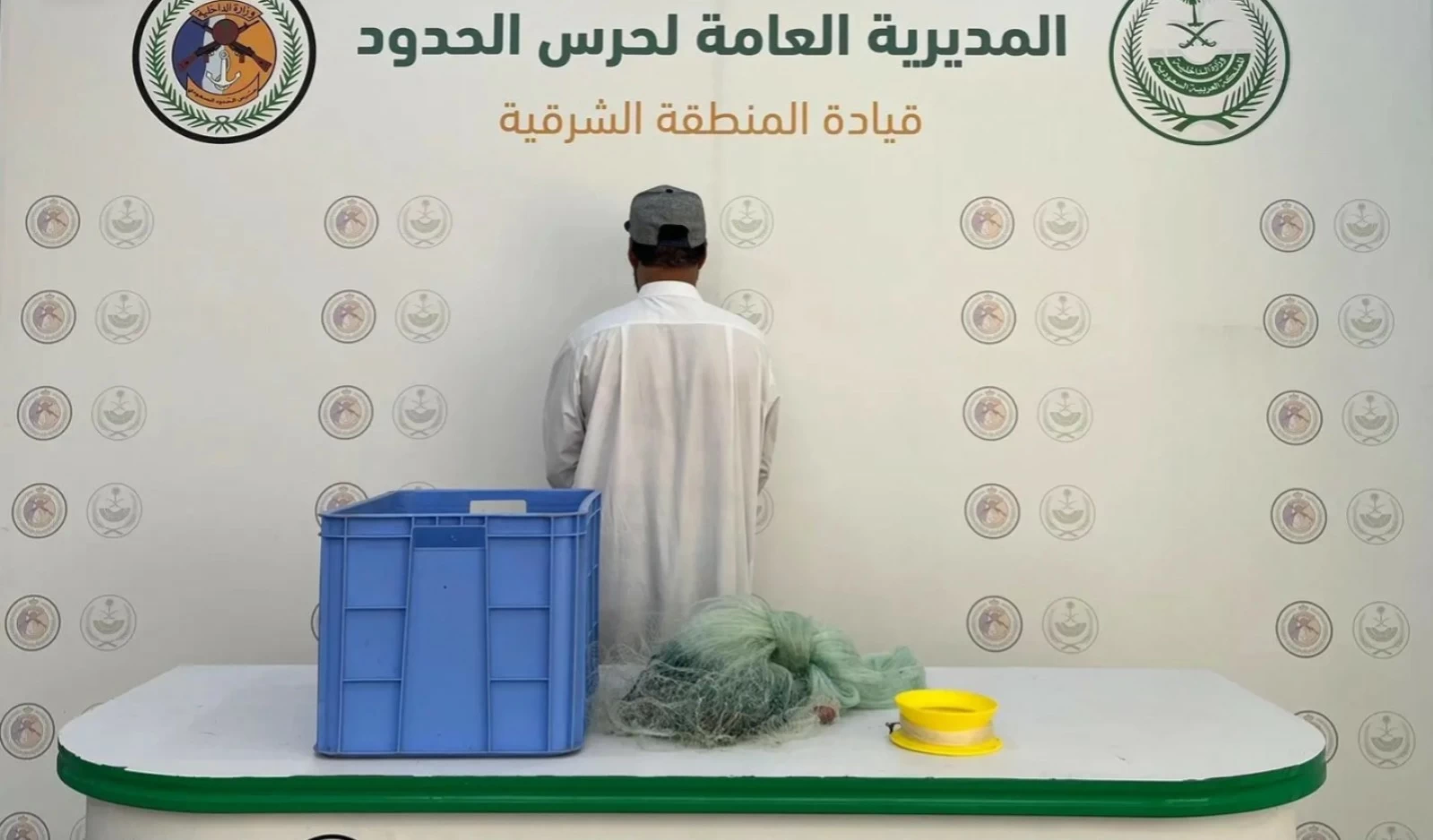 ضبط مخالف للائحة الأمن والسلامة لمزاولي الأنشطة البحرية بالقطيف