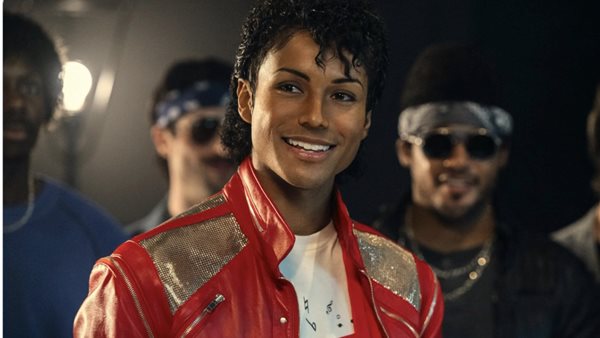 13 أغنية لمايكل جاكسون في فيلم MICHAEL