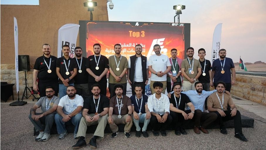 الأمير عمر بن فيصل يُتوج الفائزين ببطولة العقبة للرياضات الإلكترونية 2026