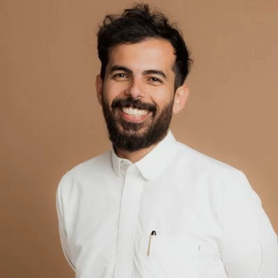 عاجل | أبومالح يكسر الصمت بعد مغادرة «ثمانية»: لا خلافات.. وأغادر المنصب لا المشروع