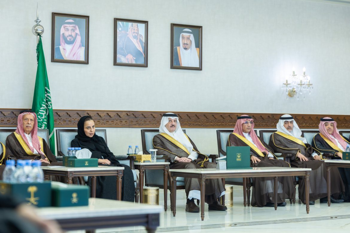 أمير الشرقية يرعى حفل تكريم الداعمين والمانحين لجمعية السرطان السعودية