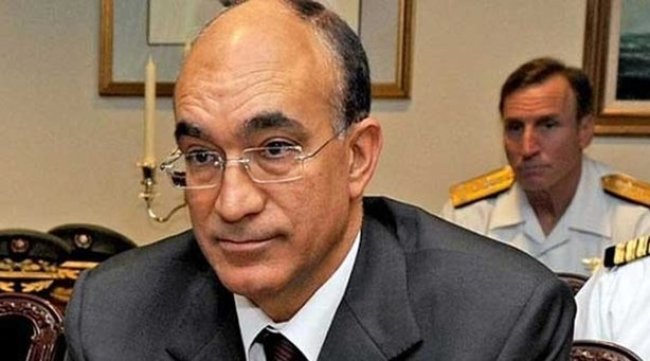 السجن 14 عاما في حق الوزير الأسبق رضا قريرة