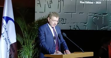 تسليم جائزة مكتبة الإسكندرية العالمية فى دورتها الأولى بقيمة مليون جنيه