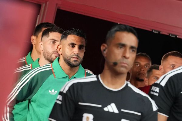 "هناك من لم يحقق حتى 5٪ مما أنجزته أنا أو هذا الجيل وينتقد المنتخب"