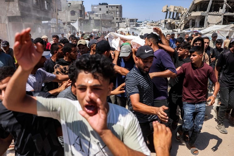 استشهاد 7 فلسطينيين بينهم طفل في هجمات إسرائيلية بغزة- (فيديو)