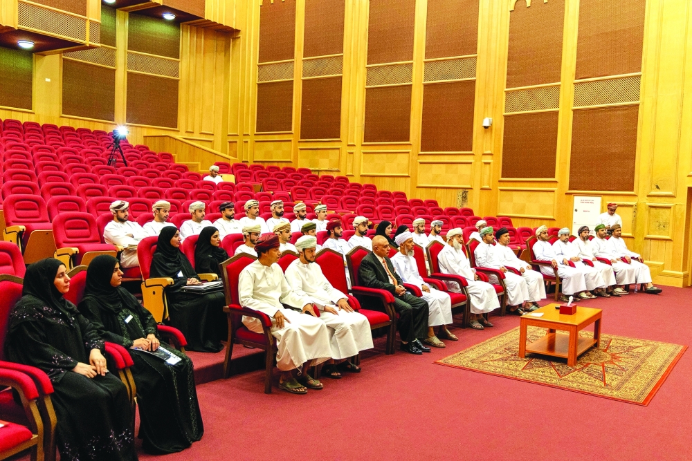 19 معاون ادعاء عام يلتحقون ببرنامج الدراسات العليا بالمعهد العالي للقضاء