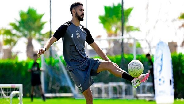 بنتايك يقترب من قيادة الجبهة اليسرى لـ الزمالك أمام حرس الحدود بالدوري