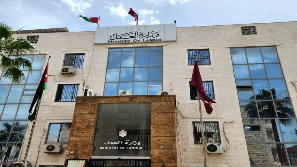 "العمل": 72 ألف تصريح عمل ساري المفعول بالقطاع الزراعي وهو الأكثر تسربا