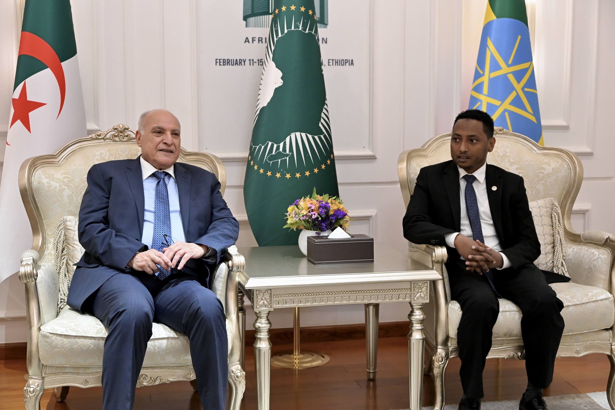 عطاف يحل بأديس بابا للمشاركة في أشغال المجلس التنفيذي للاتحاد الإفريقي