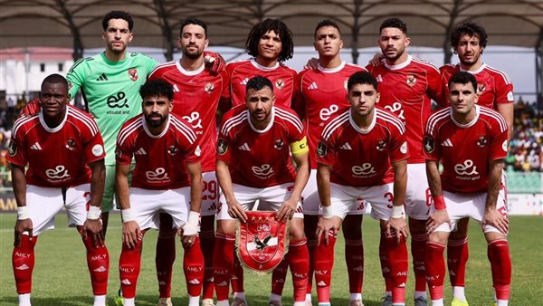 أزمة سيولة تضرب خزينة النادي الأهلي.. إعلامي يكشف تفاصيل الإنفاق