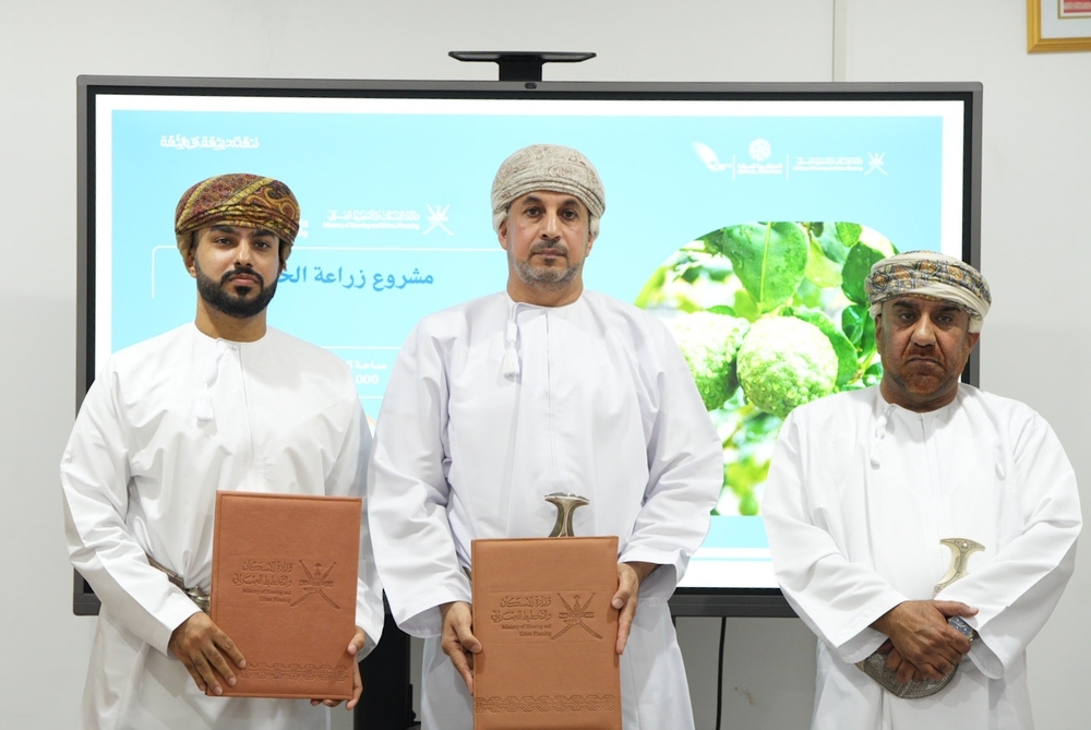 التوقيع على 11 اتفاقيّة استثماريّة لتعزيز الأمن الغذائي بجنوب الباطنة