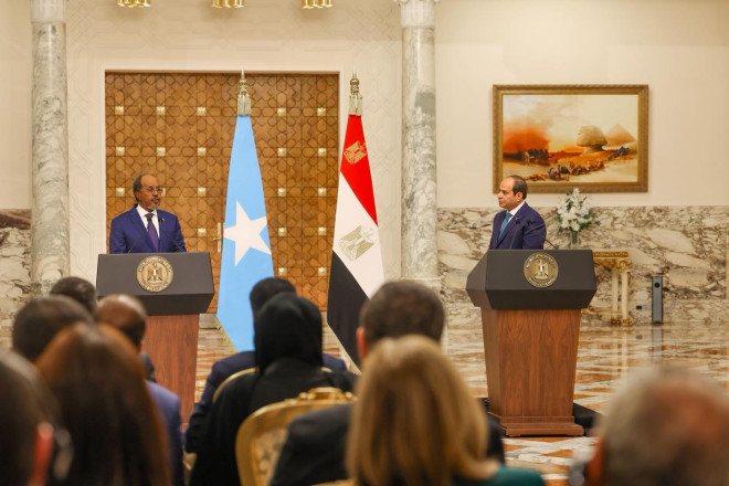 رئيسا الصومال ومصر يؤكدان التزامهما بوحدة الصومال ويدينان اعتراف إسرائيل بأرض الصومال