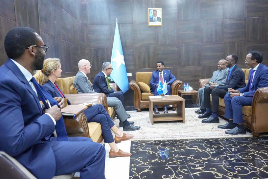 الصومال والأمم المتحدة تناقشان استقرار القرن الأفريقي