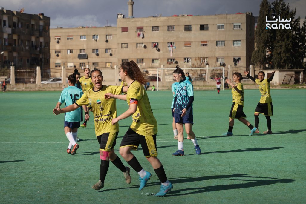 محافظة حمص يفوز على فيروزة في افتتاح دوري كرة القدم للسيدات