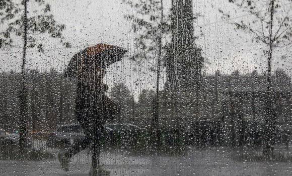 اضطراب جوي واسع: أمطار رعدية غزيرة وثلوج كثيفة ورياح قوية بعدة ولايات