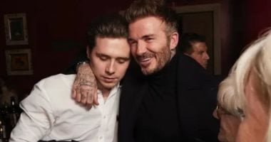 ديفيد بيكهام يلمح للمصالحة مع ابنه بروكلين رغم القطيعة العائلية