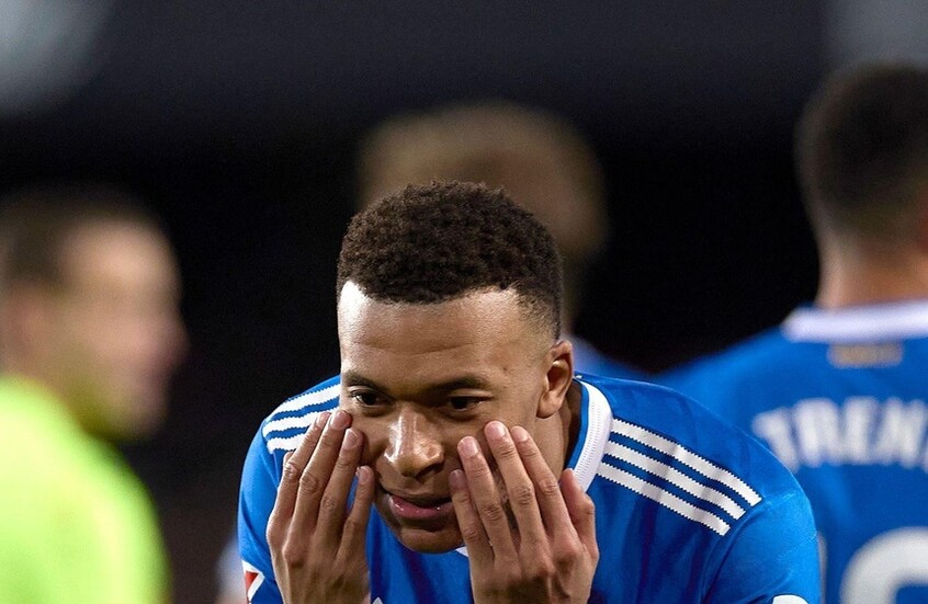 بالفيديو.. كيليان مبابي يهاجم حكم مباراة ريال مدريد وفالنسيا