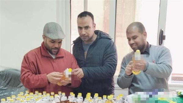 ضبط صاحب مشروع جمعيتي لتصرفه في السلع التموينية بالسوق السوداء بالبحيرة