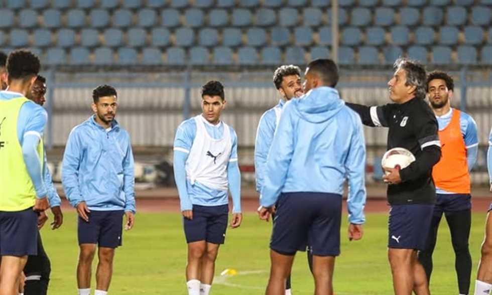 بعد العودة صباحا من جنوب إفريقيا.. المصري يتدرب مساء لمواجهة دجلة اليوم التالي