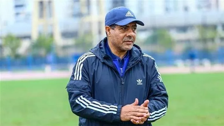 ماذا يفعل طارق العشري في مبارياته أمام الأهلي؟